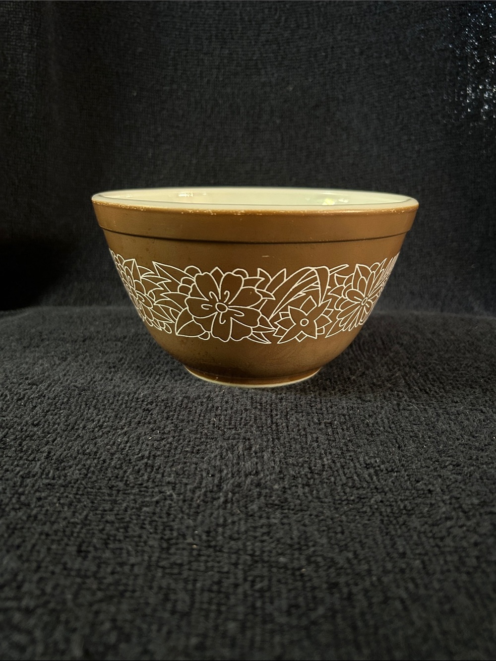 Pyrex Vintage Woodland Brown and White 401 Mixing Bowl